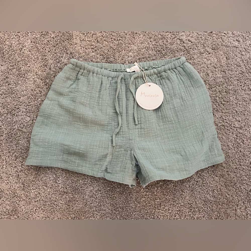 Loola Green High Waist Shorts with Textured Fabric